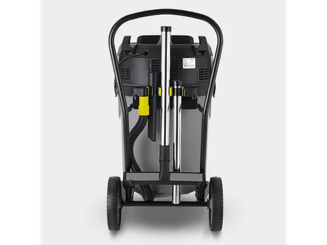 aspirateurs eau et poussière,3x1200 W,volume d'air 3x3660l/min