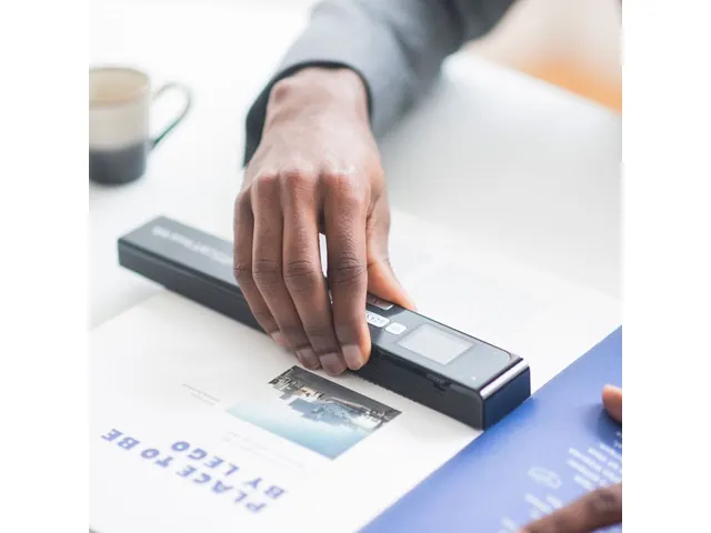 Handheld Scanner IRIScan Book 5 WiFi