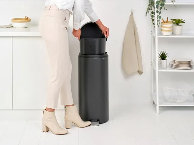 Pedaalemmer newIcon 30 Liter Grijs