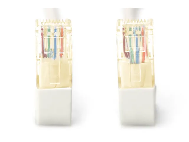 DIGITUS CAT6A S/FTP patchkabel, 90° haakse stekker 0.5m Grijs