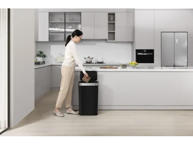 Afvalbak Hana Deluxe Sensor Bin 50 liter Zwart