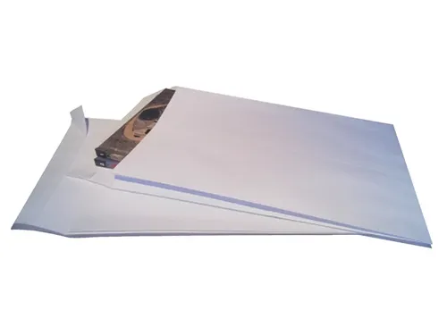 Envelop Quantore Monsterzak 262x371x38mm 130gr Zelfklevend Wit