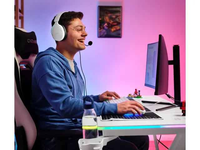 GXT 709W LUMINUS RGB-led Gaming Desk Wit 120x60x74cm