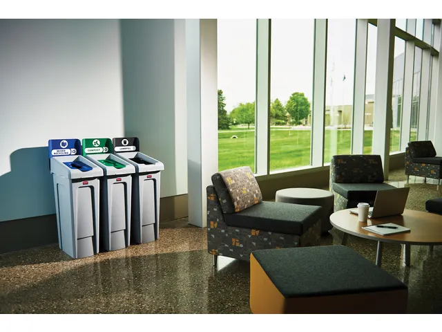Insert couvercle Rubbermaid pour station de recyclage Slim Jim déchet