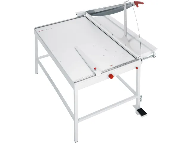Snijmachine A1 Ideal 1110 110cm met onderstel en voetpedaal