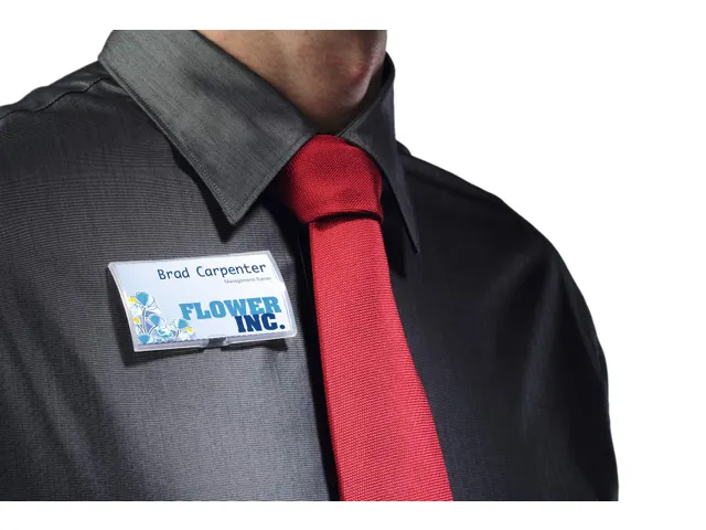 Badge Durable 8212 Click Fold met magneet 40x75mm