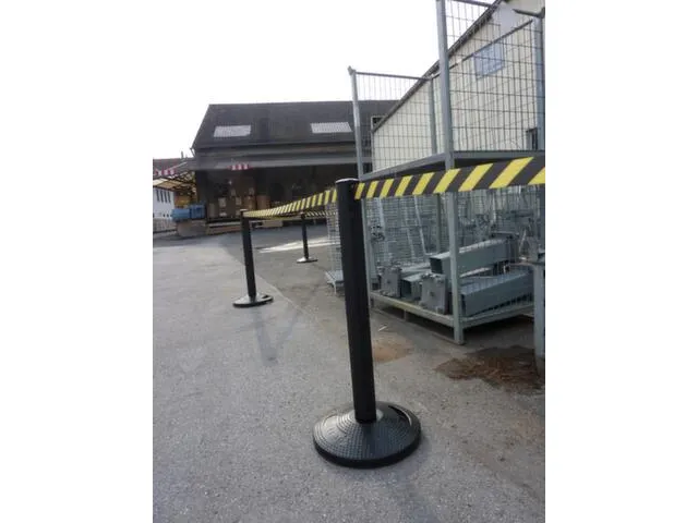Afzetsysteem Paal Pvc HxØ 970x90mm Band Geel/Zwart Paal Zwart