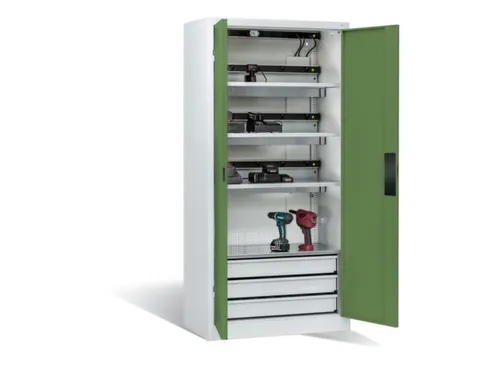 acculaadkast 1950x930x500mm 15stekkerdozen 230V ventilator fr. RAL7035