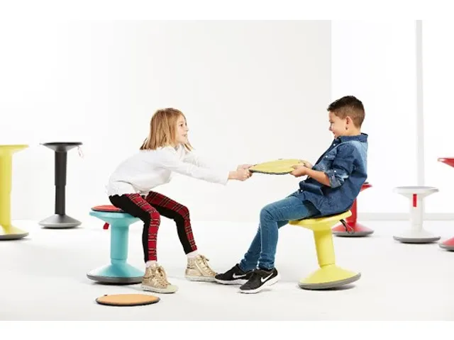 Tabouret Interstuhl Upis1 Enfant Junior Jaune 375-490mm