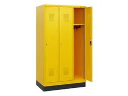 schoollocker,HxBxD 1630x900x500mm,3vak,vak B 300mm,cil.-slot,sokkel
