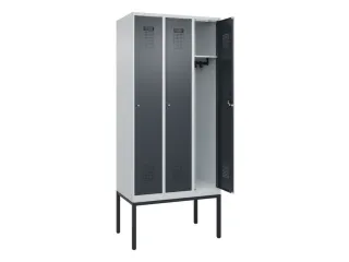 locker,HxBxD 2120x900x500mm,3vak,vak B 300mm,cil.-slot,voetonderstel - 1