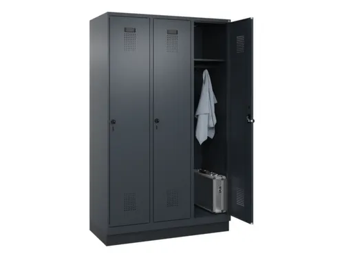 locker,HxBxD 1950x1200x500mm,3vak,vak B 400mm,draaigrendel,sokkel