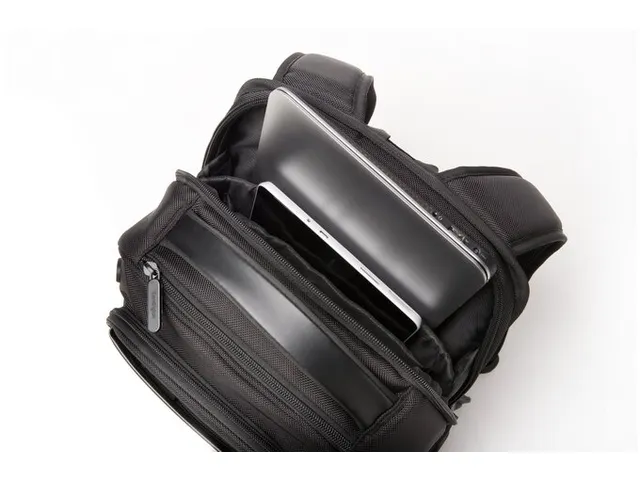 Executive laptoprugzak Contour 2.0, voor 14 inch laptops zwart