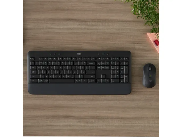 Logitech Signature MK650 Combo Toetsenbord QWERTZ Zwitsers + muis