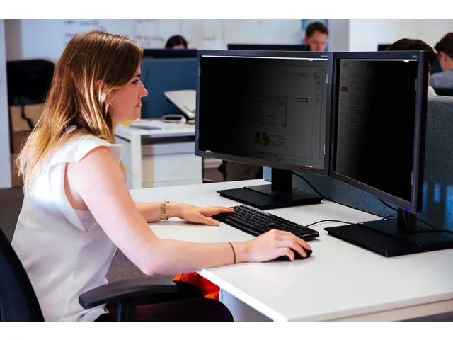 Privacy Filter 23 Inch 16:9