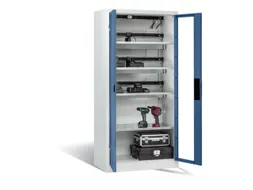 acculaadkast 1950x930x500mm 15stekkerdozen 230V ventilator fr. RAL5023
