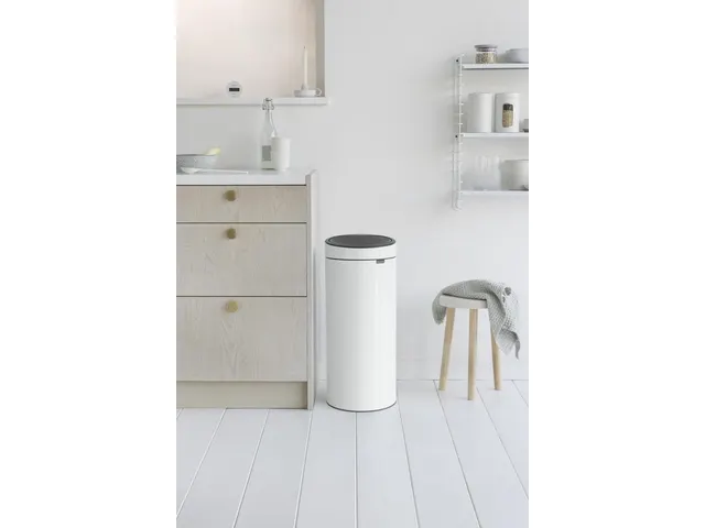 Touch bin New Prullenbak 30 Liter Wit