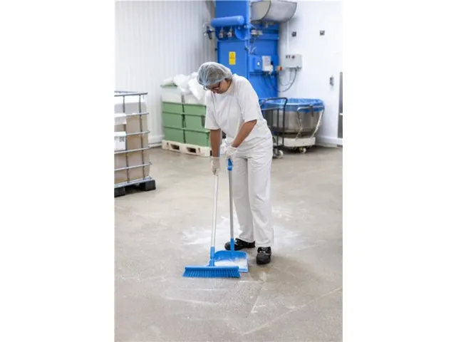 Vikan Hygiene 31783 zachte splitveger bezem blauw 410mm