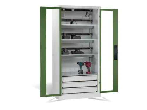 acculaadkast 1950x930x500mm 15stekkerdozen 230V ventilator fr. RAL6011