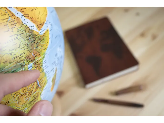 globe Atmosphere Classic Line 30cm Nederlandstalig