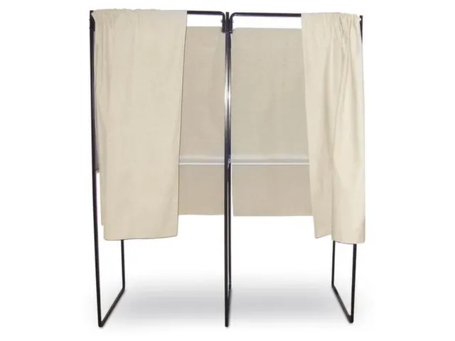 stemhokje,uitbreiding,BxD 800x800mm,gordijnen,schrijfplank