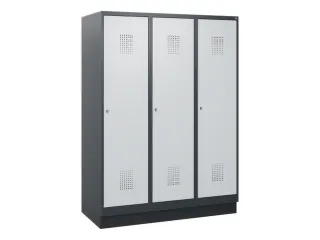 schoollocker,HxBxD 1630x1200x500mm,3vak,vak B 400mm,cil.-slot,sokkel - 2