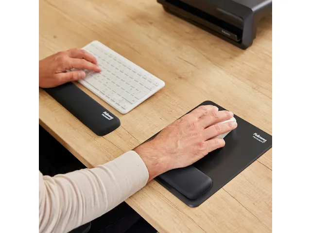 Muismat met polssteun Fellowes Breyta zwart 20x24cm