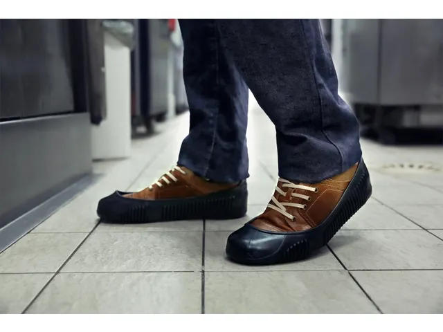 Sur-chaussure Tigergrip EASY GRIP anti-dérapant Noir M (gris 37-40)