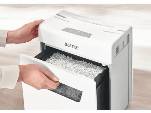 Papiervernietiger Leitz IQ Protect Premium 6X P-4 snippers