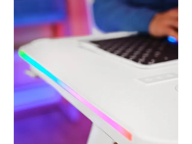 GXT 709W LUMINUS RGB-led Gaming Desk Wit 120x60x74cm
