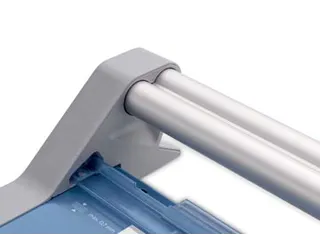 rolsnijmachine 558 voor ft A0, capaciteit: 7 vel - 7