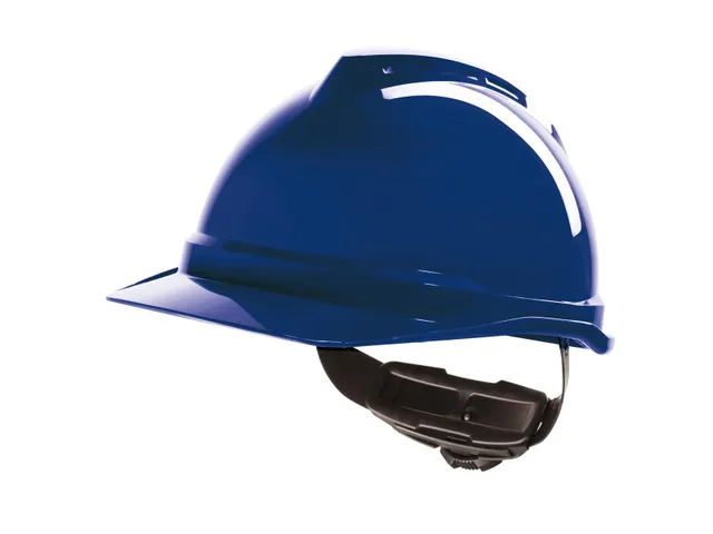 MSA V-Gard 500 ongeventileerde veiligheidshelm met Fas-Trac III binnen