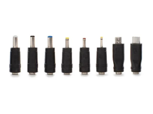 SET Met 8 Universele DC Pluggen Voor Mannelijke Plug 2.1 x 5.5mm
