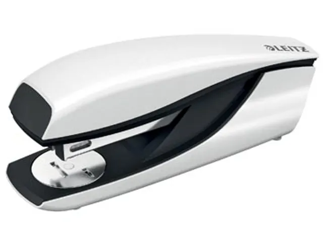 NeXXt WOW 5502 nietmachine wit metallic op blister