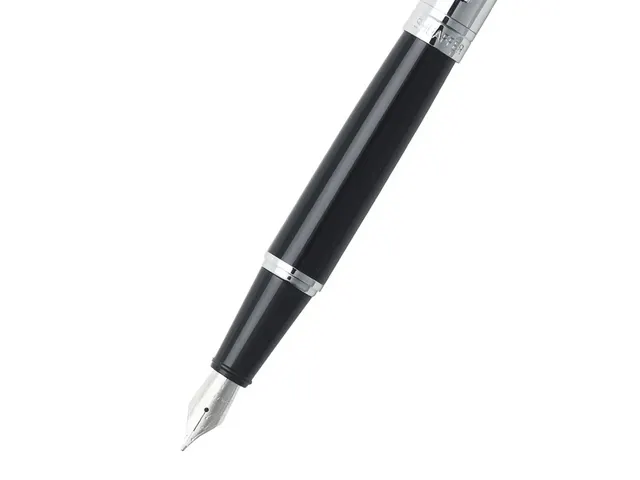 Vulpen SHEAFFER 300 E9314 M Black barrel chrome cap chrome plated