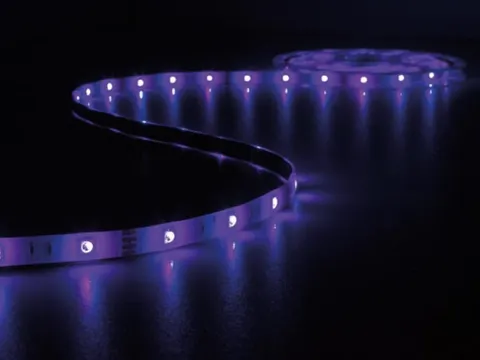 KIT Met Muziekgestuurde LED-Strip, Controller En Voeding - RGB - 150 L