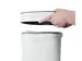 Prullenbak 20 liter metaal wit