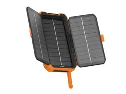 Powerbank Xtorm Solar rugged 10.000 incl. zaklamp en kickstand