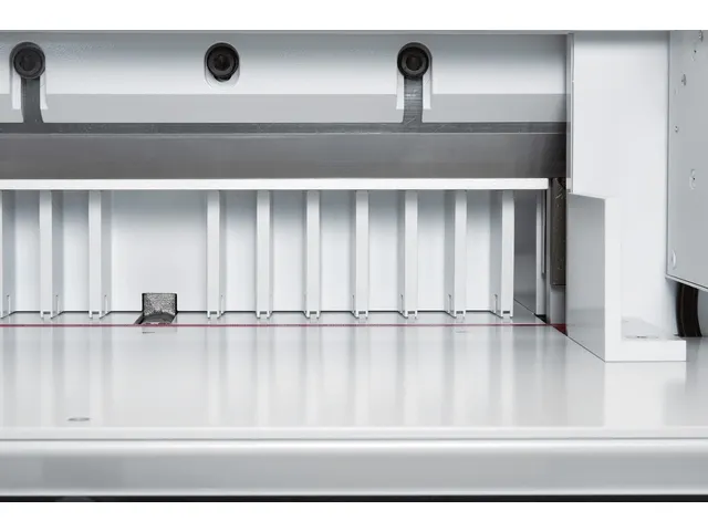 Stapelsnijmachine A2 Ideal 4850 700 Vel 47cm Elektrisch met onderstel