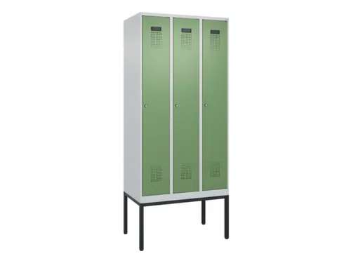 locker,HxBxD 2120x900x500mm,3vak,vak B 300mm,cil.-slot,voetonderstel