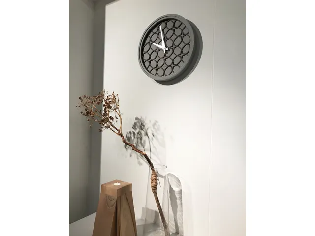 Horloge murale NeXtime 'Concreto Love' Ø39,5cm polyrésine/bois gris