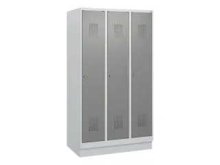 schoollocker,HxBxD 1630x900x500mm,3vak,vak B 300mm,cil.-slot,sokkel - 2