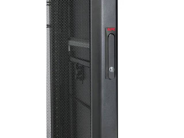 APC NetShelter SX 42U 750mm(b) x 1070mm(d) 19 inch IT rack, behuizing
