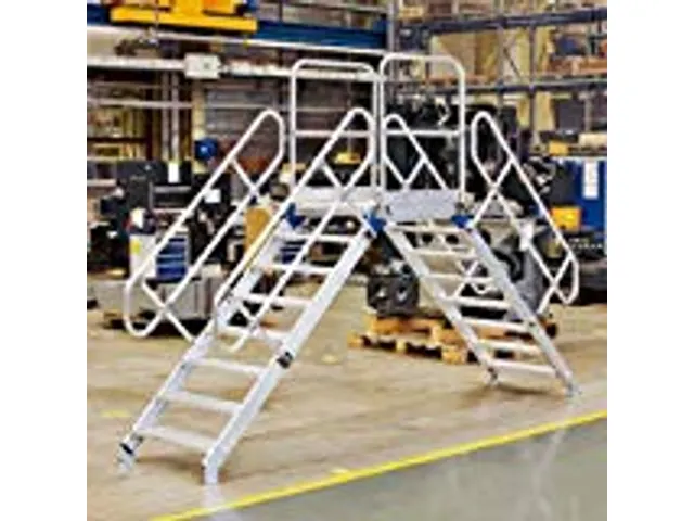 bordestrap,bordes H 1,75m,7treden,trede B 600mm,aluminium