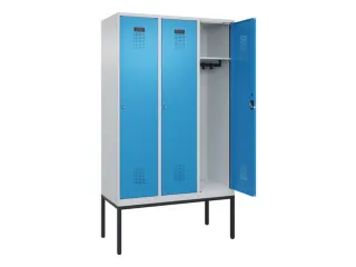 locker,HxBxD 2120x1200x500mm,3vak,vak B 400mm,cil.-slot,voetonderstel - 1