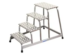 Montagetrap Aluminium H 0 8M 4Treden Incl. Platform Treden Traanplaat