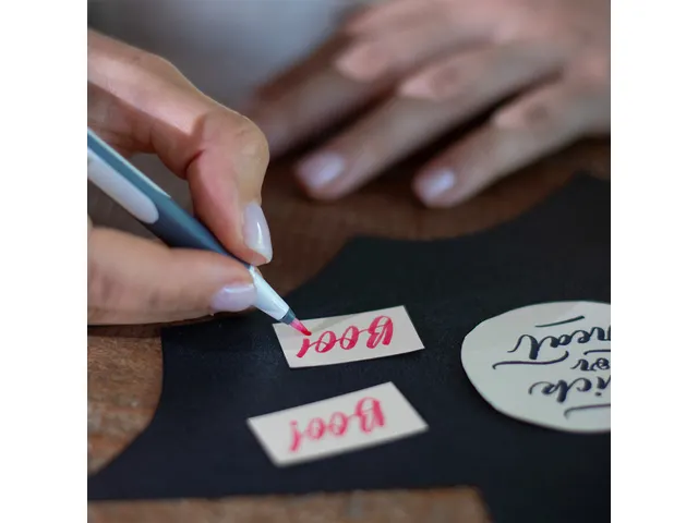 Brushpen Schneider Paint-It 070 rood