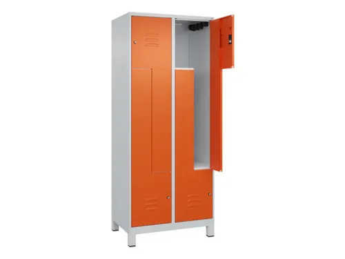 Z-garderobekast,HxBxD 1950x800x500mm,vak B 200/400mm,cil.-slot,voeten