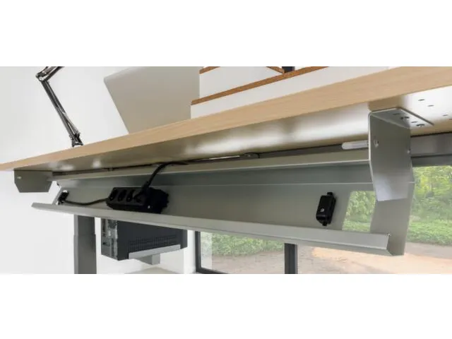 goulotte de câbles,p. bureau assis-debout l 1600mm,Hxl 93x1262mm,