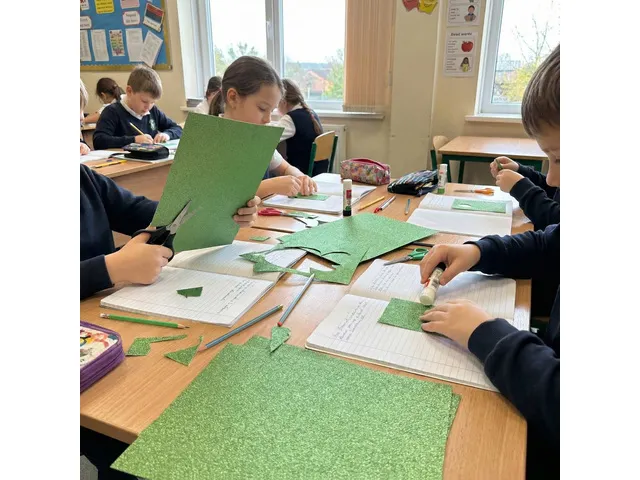 Glitterkarton Kangaro witgroen 50x70cm pak à 10 vel